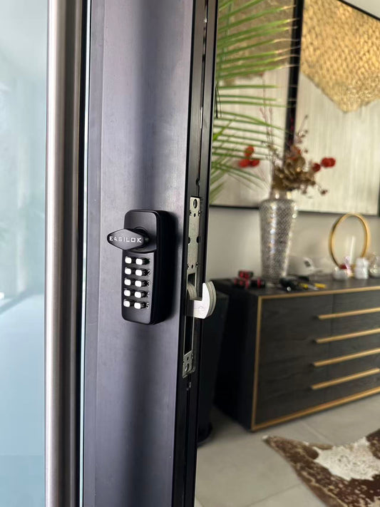 Is There a Keyless Lock for Aluminum Glass Storefront Doors?